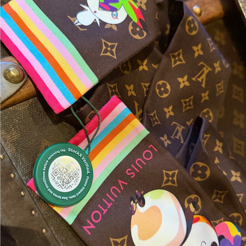 Louis Vuitton Murakami Superflat Bandeau - Picture 7 of 8